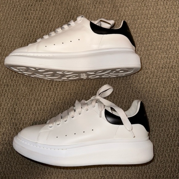 Alexander McQueen fashion casual shoes - Picture 2 of 5